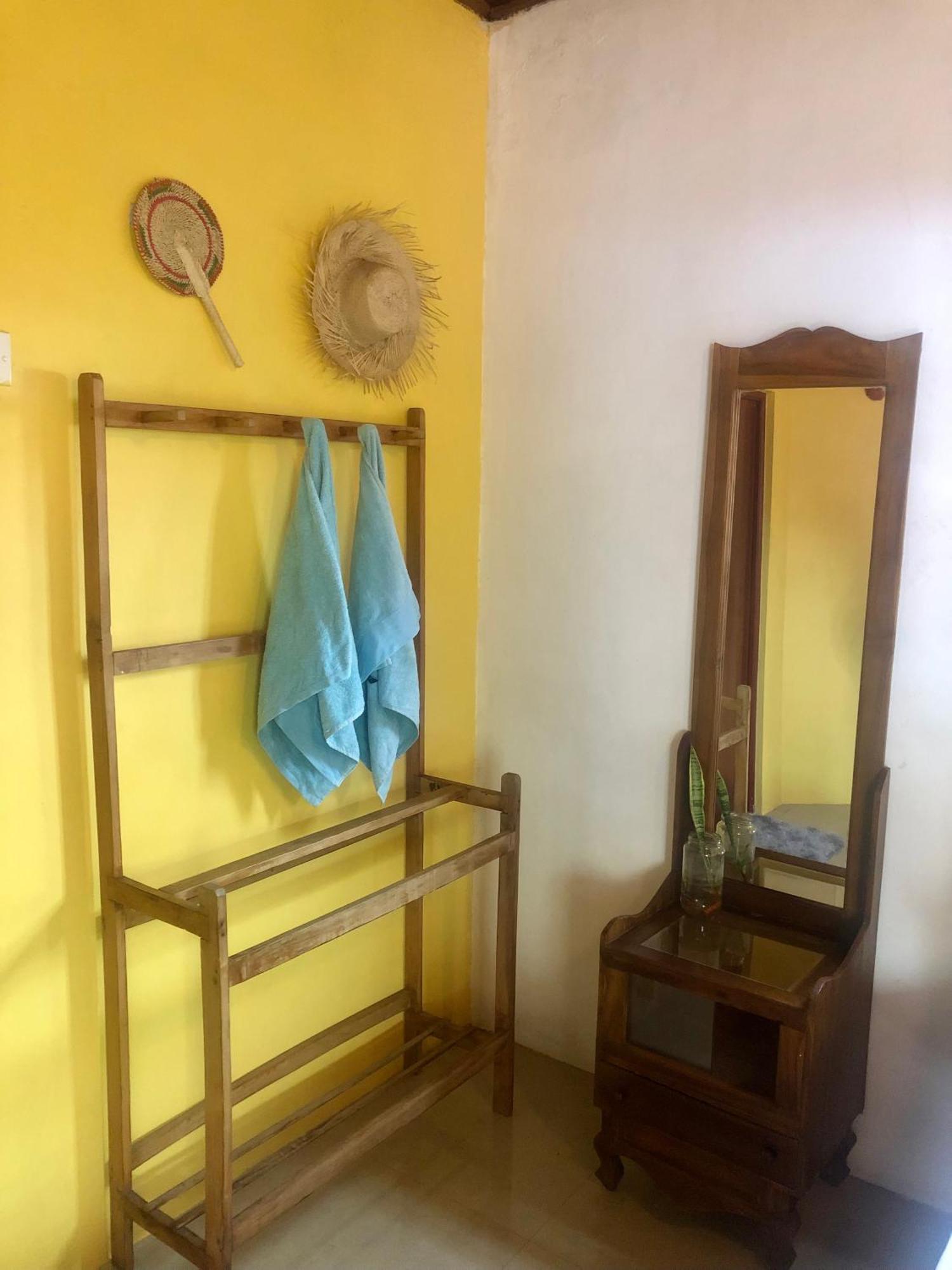Happyshack Hostel 米瑞莎 外观 照片