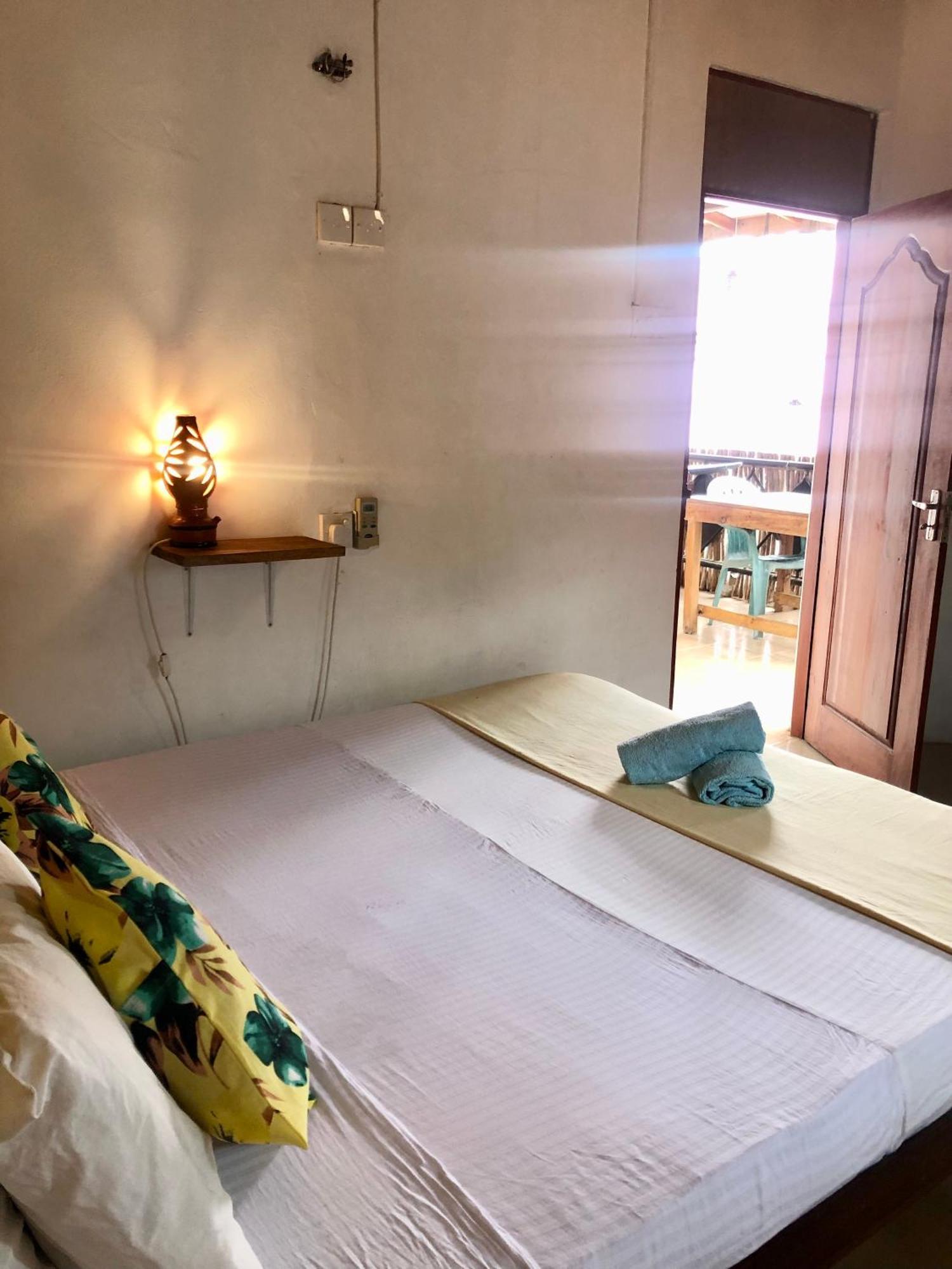 Happyshack Hostel 米瑞莎 外观 照片